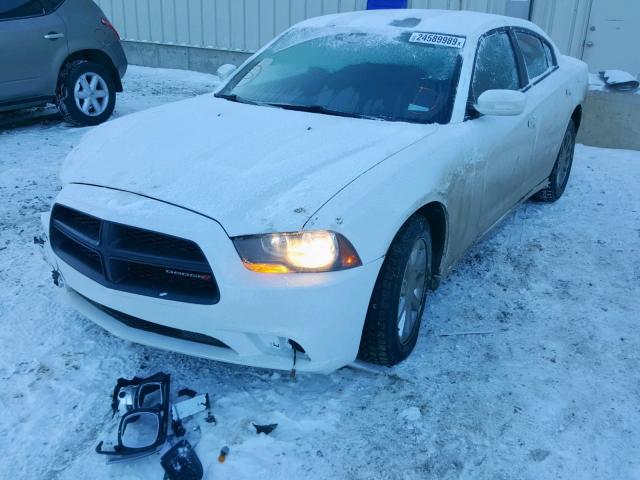 2C3CDXAG3DH593803 - 2013 DODGE CHARGER PO WHITE photo 2