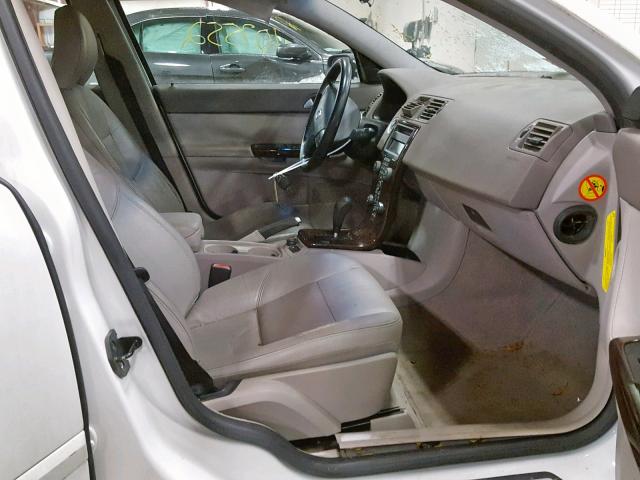 YV1MS382742022455 - 2004 VOLVO S40 2.4I WHITE photo 5