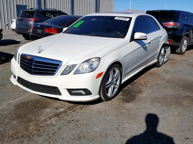 WDDHF5GB5BA399223 - 2011 MERCEDES-BENZ E 350 WHITE photo 2