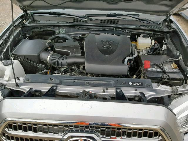 5TFCZ5AN9HX074305 - 2017 TOYOTA TACOMA DOU ვერცხლისფერი ფოტო 7