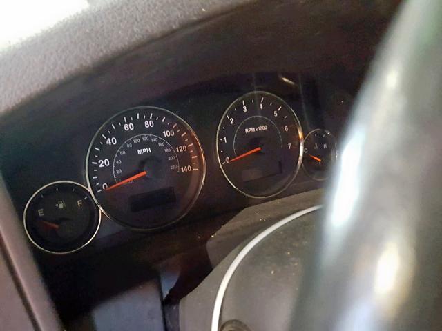 1J8HG58206C276437 - 2006 JEEP COMMANDER BLACK photo 8