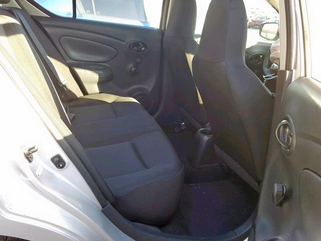 3N1CN7AP9HL850617 - 2017 NISSAN VERSA S SILVER photo 6