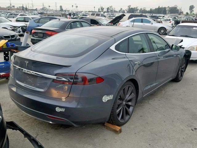 5YJSA1CP3DFP07993 - 2013 TESLA MODEL S GRAY photo 4