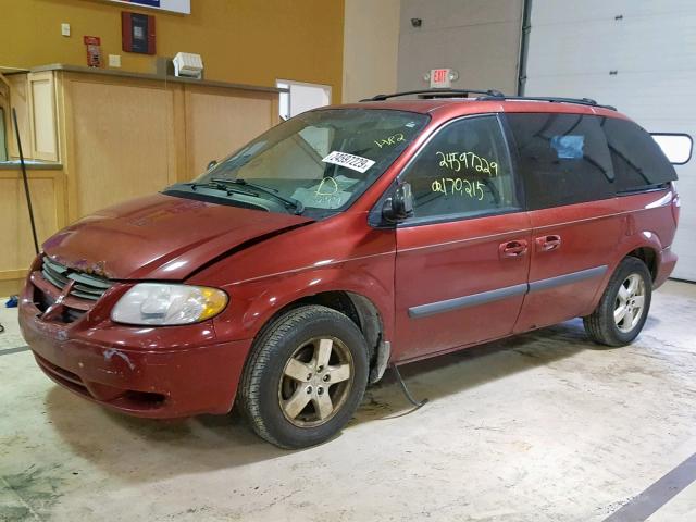 1D4GP45RX5B379841 - 2005 DODGE CARAVAN SX RED photo 2