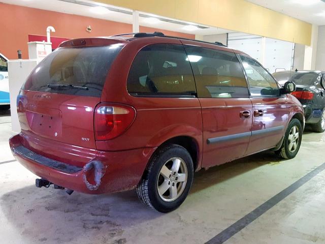 1D4GP45RX5B379841 - 2005 DODGE CARAVAN SX RED photo 4