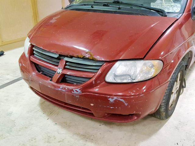 1D4GP45RX5B379841 - 2005 DODGE CARAVAN SX RED photo 9