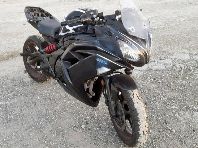 JKAEXEE12DDA12436 - 2013 KAWASAKI EX650 E WHITE photo 1