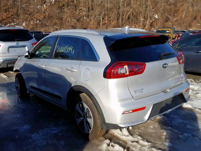 KNDCB3LC2J5111328 - 2018 KIA NIRO FE SILVER photo 3