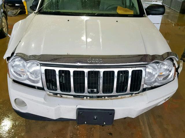 1J8HR58245C552577 - 2005 JEEP GRAND CHER WHITE photo 7