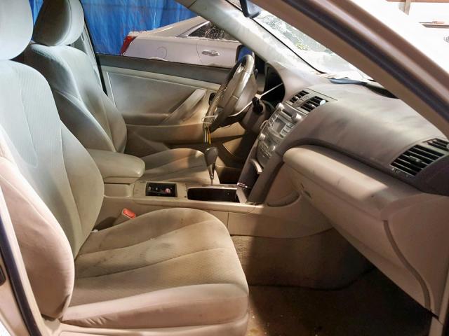 4T1BB46K78U055774 - 2008 TOYOTA CAMRY HYBR GOLD photo 5