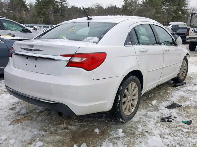 1C3CCBBB5DN714444 - 2013 CHRYSLER 200 TOURIN WHITE photo 4