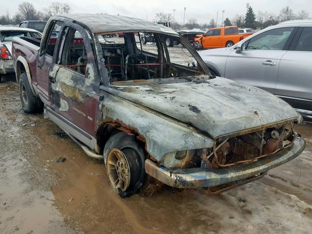 1B7GG2AN6YS701156 - 2000 DODGE DAKOTA QUA BURN photo 1