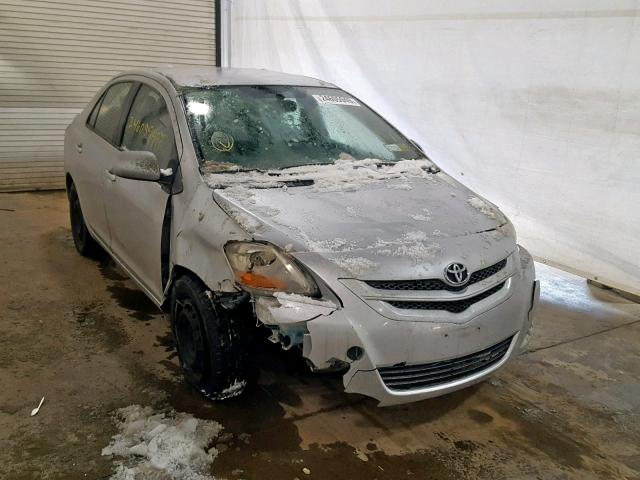 JTDBT923271039009 - 2007 TOYOTA YARIS SILVER photo 1