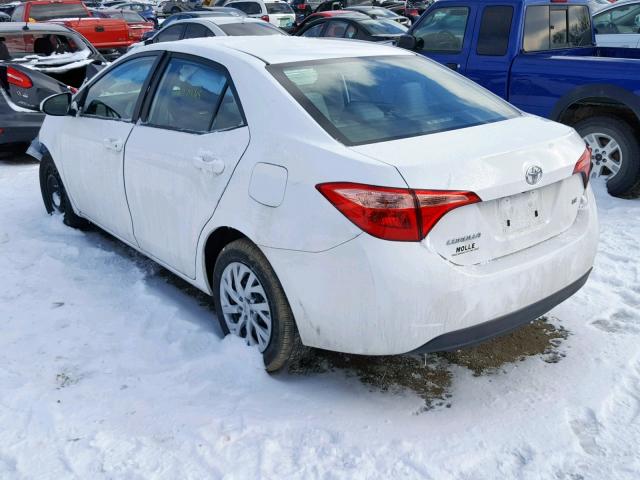 5YFBURHE6HP725945 - 2017 TOYOTA COROLLA L WHITE photo 3