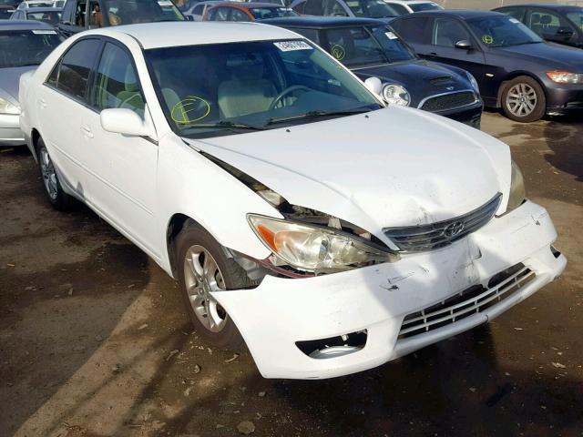4T1BE32K44U311242 - 2004 TOYOTA CAMRY LE WHITE photo 1