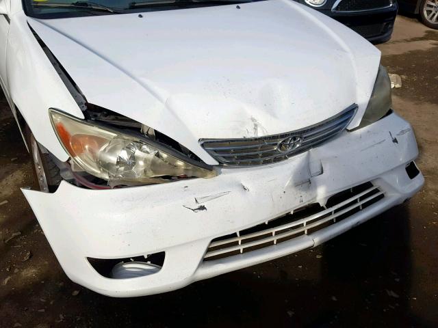 4T1BE32K44U311242 - 2004 TOYOTA CAMRY LE WHITE photo 10