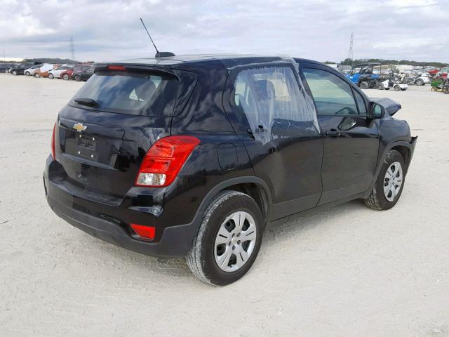 3GNCJKSB6JL405652 - 2018 CHEVROLET TRAX LS BLACK photo 4