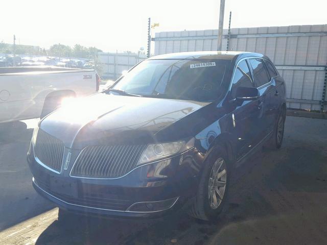 2LMHJ5FK2DBL53849 - 2013 LINCOLN MKT BLACK photo 2