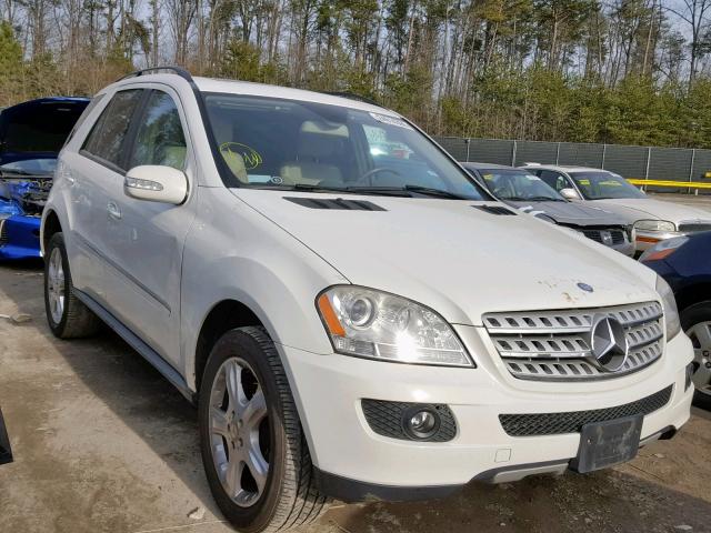 4JGBB86E28A321401 - 2008 MERCEDES-BENZ ML 350 WHITE photo 1