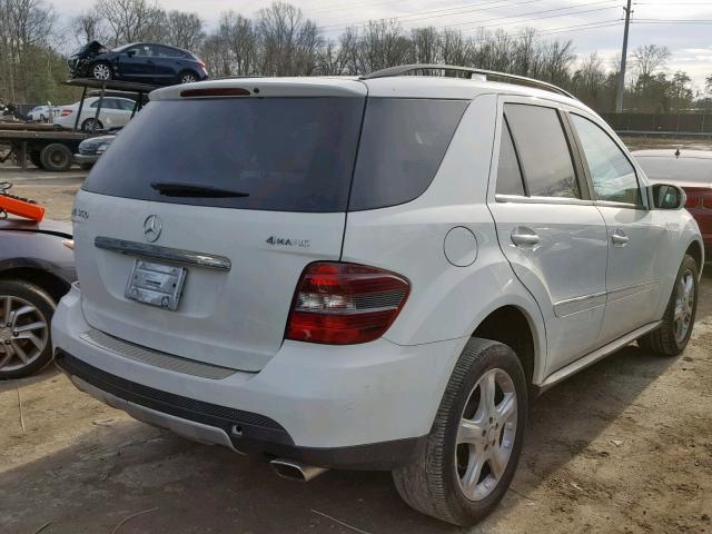 4JGBB86E28A321401 - 2008 MERCEDES-BENZ ML 350 WHITE photo 4