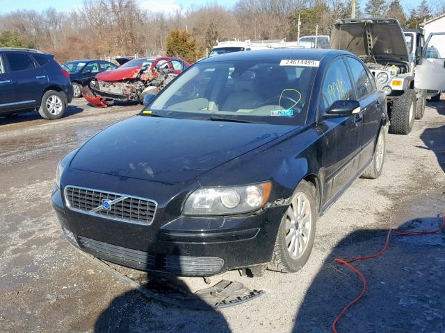 YV1MS382852065784 - 2005 VOLVO S40 2.4I BLACK photo 2