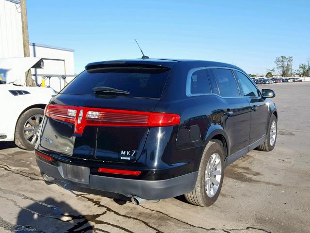 2LMHJ5NK6EBL50813 - 2014 LINCOLN MKT BLACK photo 4