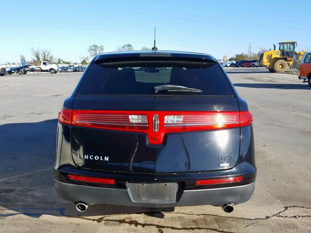 2LMHJ5NK6EBL50813 - 2014 LINCOLN MKT BLACK photo 9