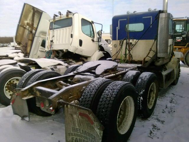 1FUJAHBD21PH87912 - 2001 FREIGHTLINER CONVENTION TWO TONE photo 4