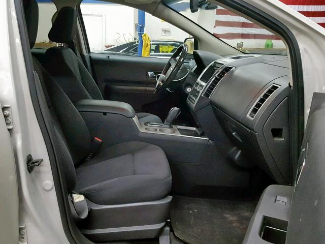 2FMDK48C07BA84259 - 2007 FORD EDGE SEL WHITE photo 5