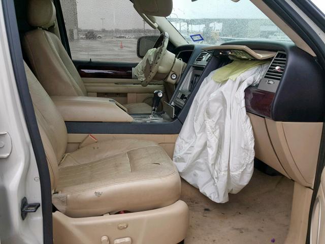 5LMFU28596LJ04254 - 2006 LINCOLN NAVIGATOR Бежевый фото 5