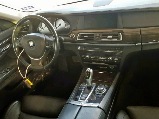 WBAKA8C50CDS99964 - 2012 BMW 750I GRAY photo 9