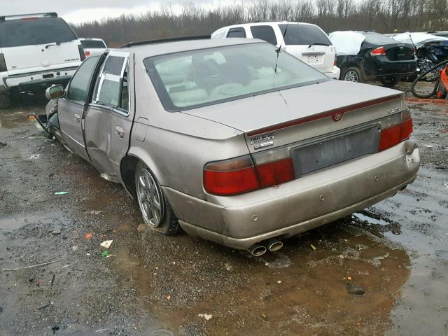 1G6KS54Y54U157346 - 2004 CADILLAC SEVILLE SL GOLD photo 3