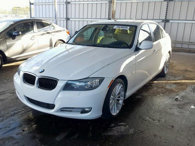 WBAPN7C57BA950804 - 2011 BMW 335 D WHITE photo 2