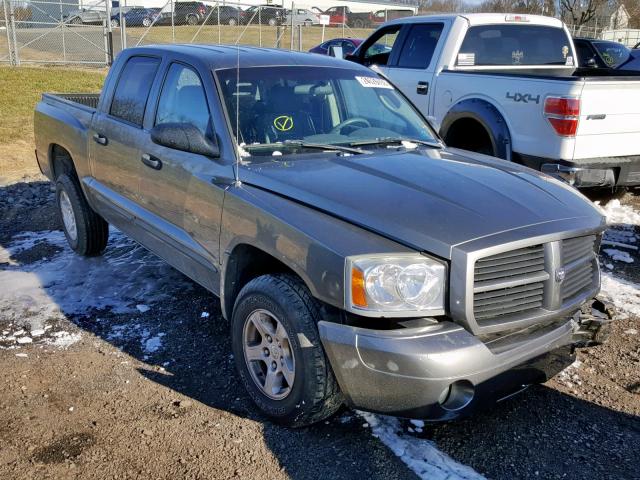 1D7HW48N76S654103 - 2006 DODGE DAKOTA QUA GRAY photo 1