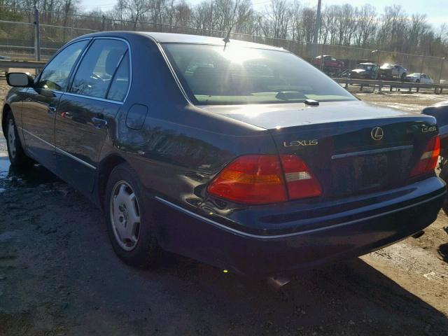 JTHBN30F720072542 - 2002 LEXUS LS 430 GREEN photo 3