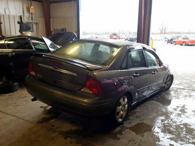 1FAFP38342W361470 - 2002 FORD FOCUS ZTS GRAY photo 4