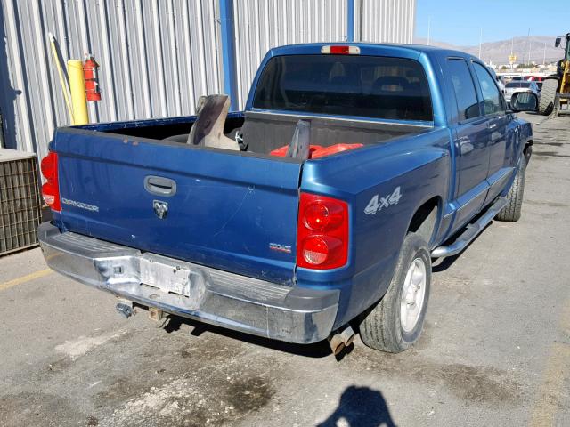 1D7HW48K85S225282 - 2005 DODGE DAKOTA QUA BLUE photo 4