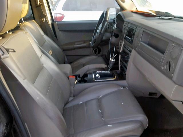 1J8HG48N66C165413 - 2006 JEEP COMMANDER BLACK photo 5