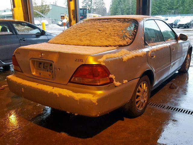 JH4UA2656WC006503 - 1998 ACURA 2.5TL SILVER photo 4