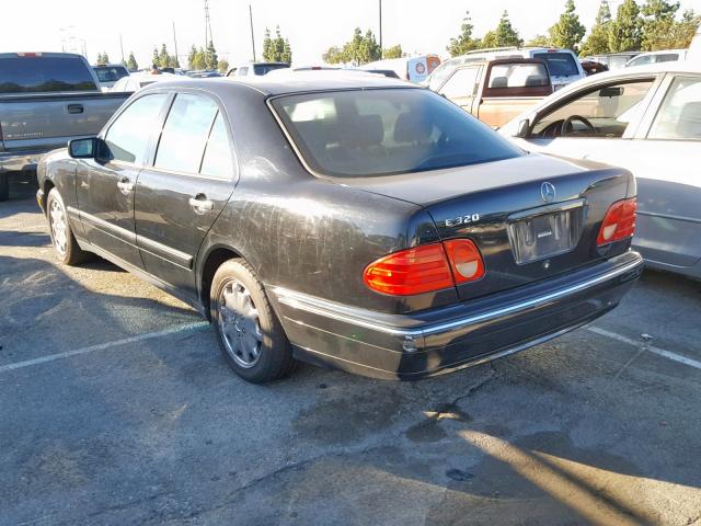 WDBJF65H8XA934754 - 1999 MERCEDES-BENZ E 320 BLACK photo 3