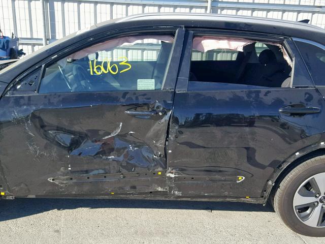 KNDCB3LC3J5132141 - 2018 KIA NIRO FE BLACK photo 9