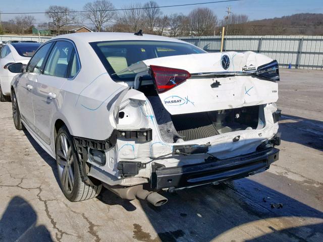 1VWDT7A37HC020165 - 2017 VOLKSWAGEN PASSAT R-L 白色 照片 3