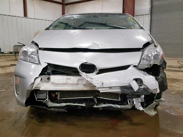 JTDKN3DU4C5392657 - 2012 TOYOTA PRIUS SILVER photo 9