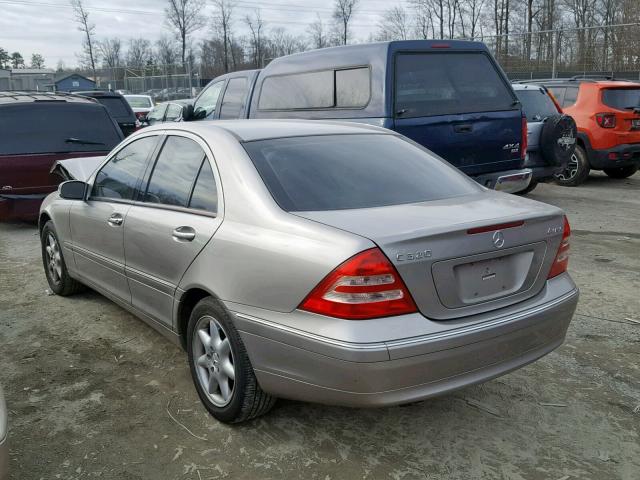 WDBRF84J13F379193 - 2003 MERCEDES-BENZ C 320 4MAT SILVER photo 3