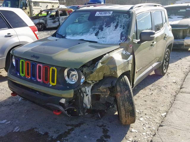 ZACCJBCT8FPB77975 - 2015 JEEP RENEGADE T GREEN photo 2