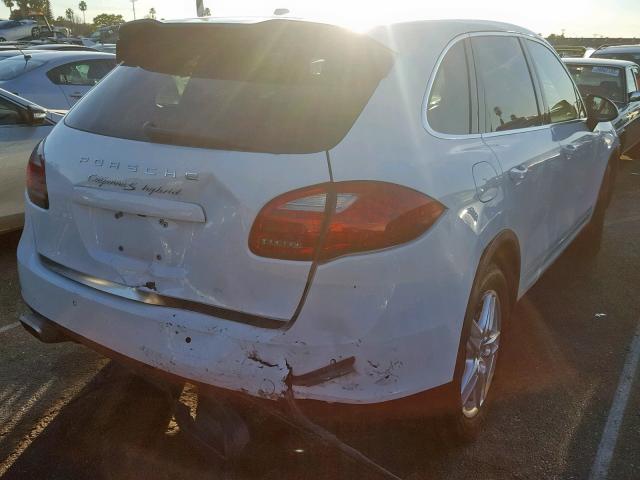 WP1AE2A26DLA14411 - 2013 PORSCHE CAYENNE S WHITE photo 4