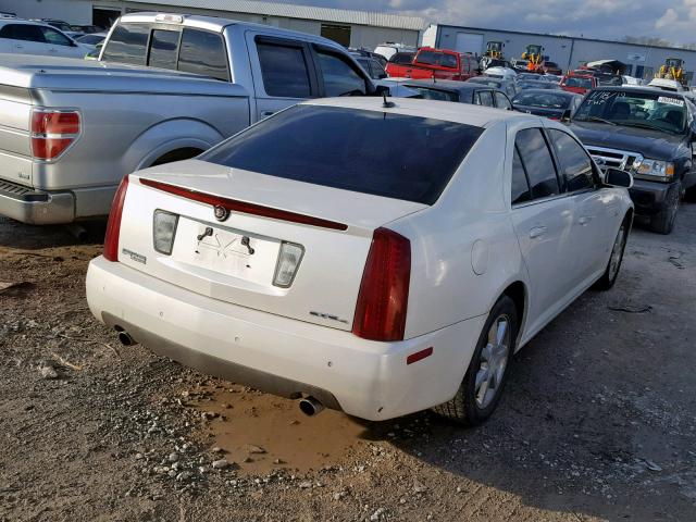 1G6DW677660220518 - 2006 CADILLAC STS WHITE photo 4