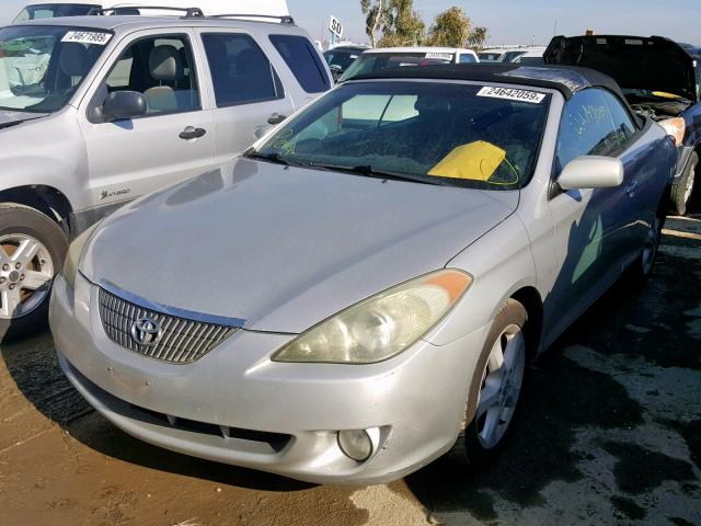 4T1FA38P15U056728 - 2005 TOYOTA CAMRY SOLA SILVER photo 2