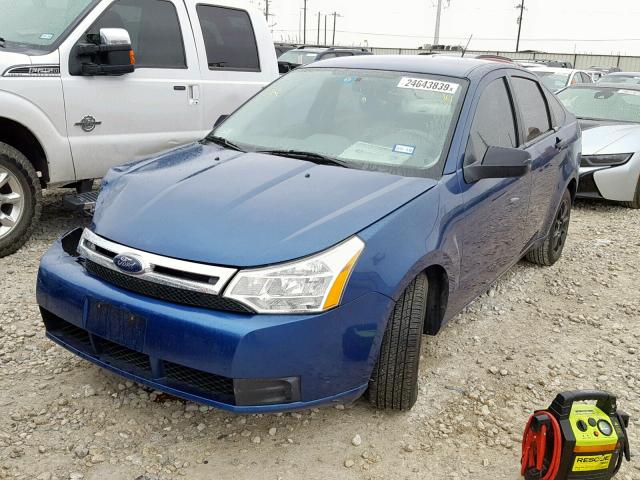 1FAHP34N98W273409 - 2008 FORD FOCUS S/SE BLUE photo 2