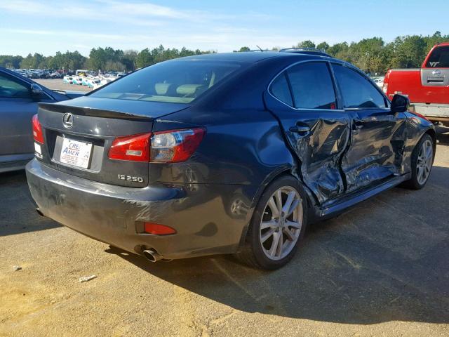 JTHBK262562012812 - 2006 LEXUS IS 250 GRAY photo 4